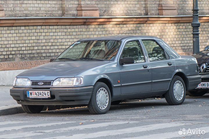 Лобовое стекло Ford Sierra Mk2 87-93