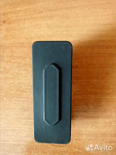 Кнопка крышки багажника