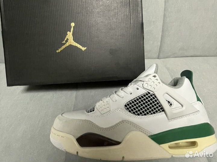 Кроссовки Nike AIR Jordan 4