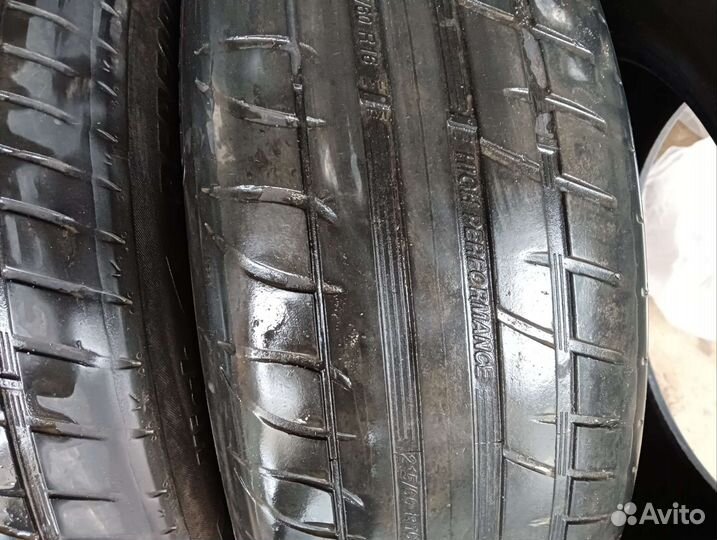 Tigar High Performance 215/60 R16 99V