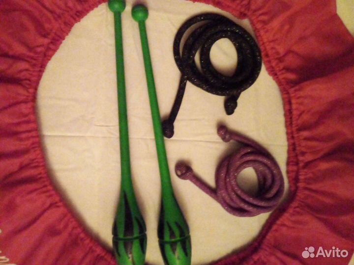 Гимнастические: скакалки, булавы, чехол для обруча