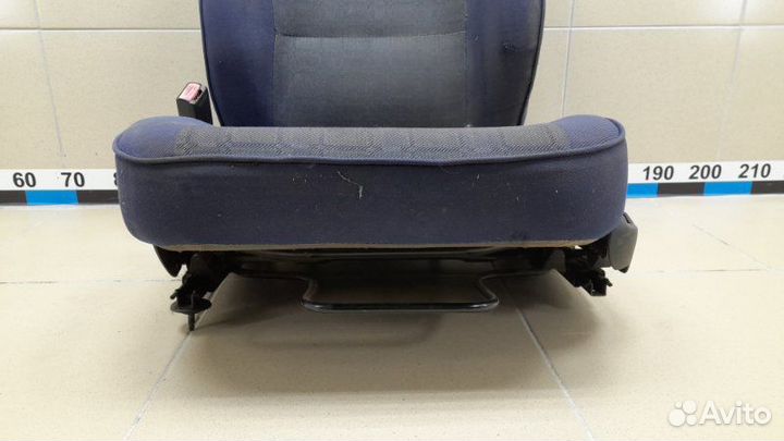 Сиденье переднее левое Peugeot 306 универсал 1.6 I