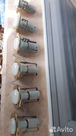 Точечные светильники 6шт