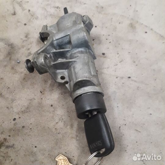 Замок зажигания Шкода Октавия тур (А4U1)