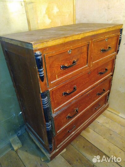 Комоды антикварные дерево