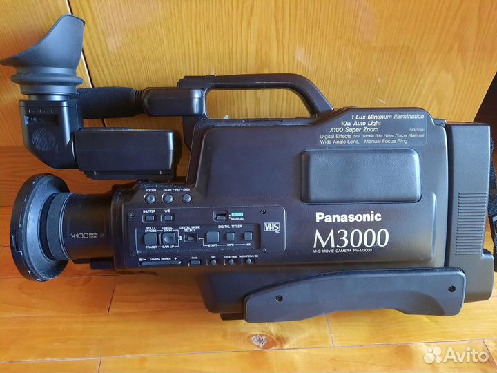 Видеокамера Panasonic M3000