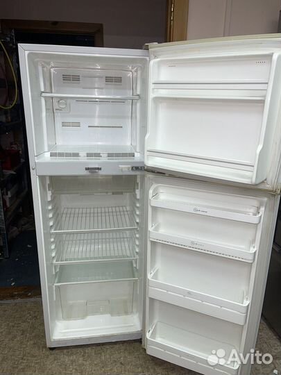 Надежный, узкий с No Frost