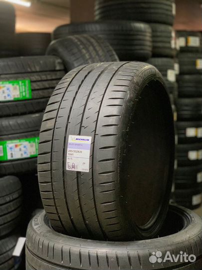 Michelin Pilot Sport 4 255/40 R20 и 285/35 R20