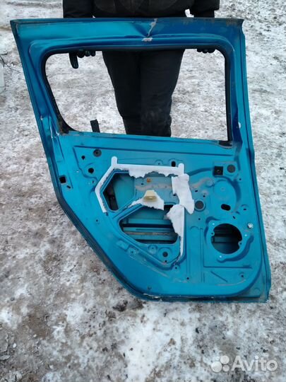 Дверь задняя левая Рено Сандеро Степвей 2 2015г