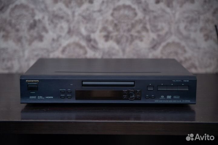 Super Audio CD и DVD плеер Onkyo DV-SP506