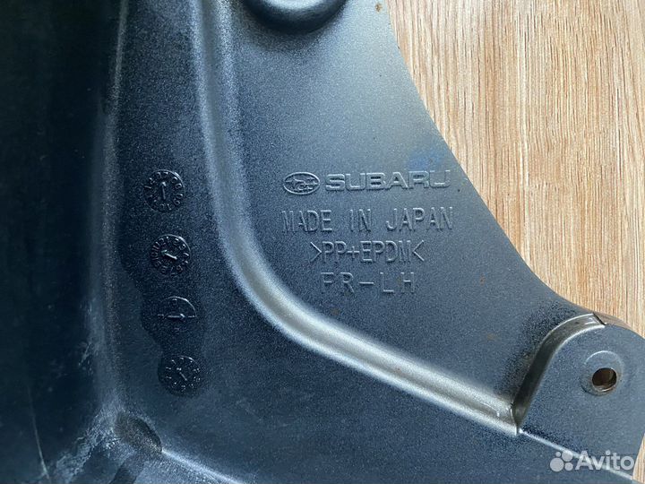 Клыки на бампер перед/зад оригинал на forester sh