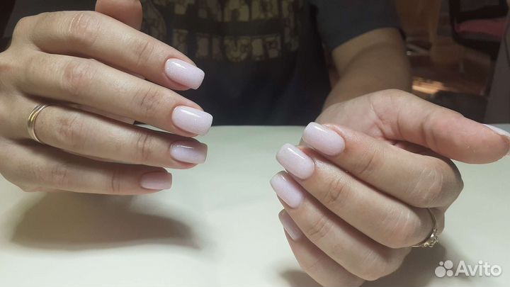 Услуги маникюра, педикюра