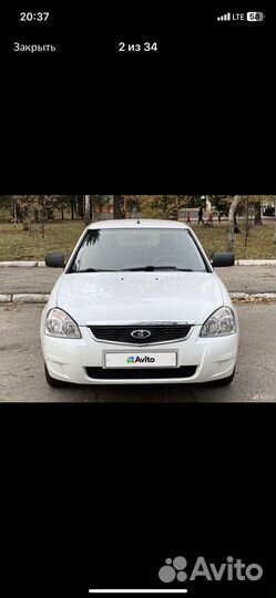 Капот на Приору