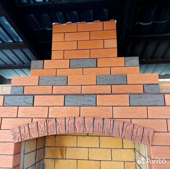 Зона барбекю из кирпича