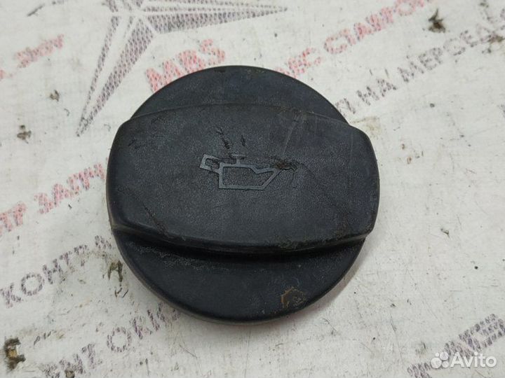 Крышка маслозаливная Mercedes