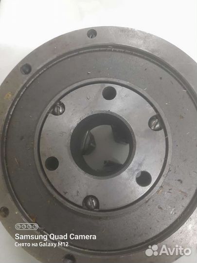 Токарный патрон 200 (новый)