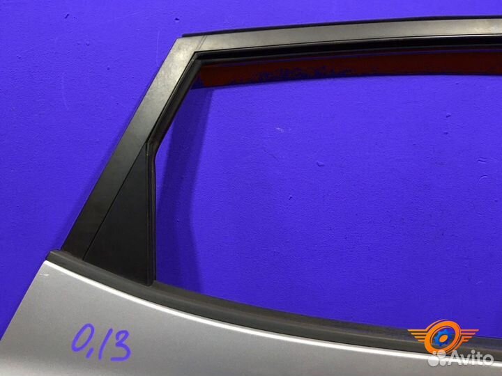 Дверь задняя правая Kia Venga хетчбэк G4FA 1.4L