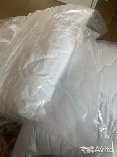 Подушки 70*70 2 шт