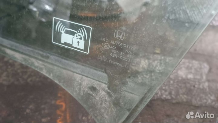 Стекло левое Хонда Аккорд 8