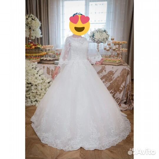 Свадебное платье
