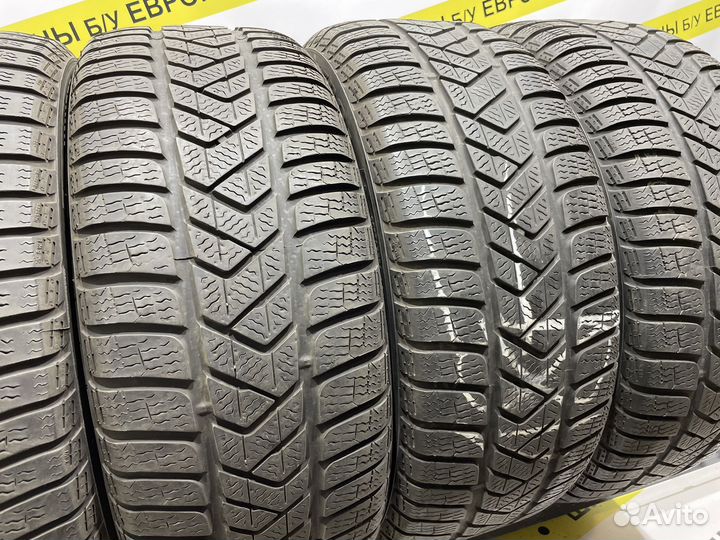 Pirelli Winter Sottozero 3 205/50 R17 100R