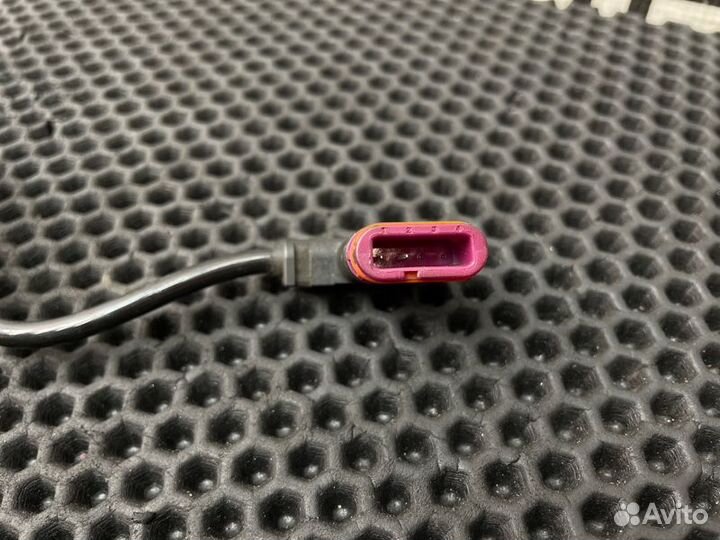 Датчик abs задний Mercedes-Benz E-Class W212