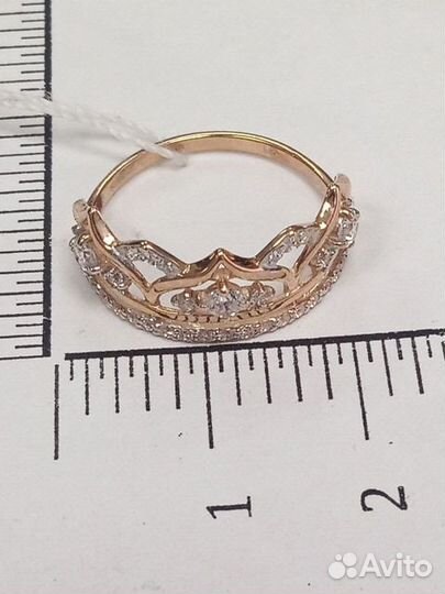 Золотое кольцо с камнем 16,5р