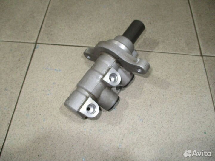 Цилиндр тормозной главный Kia Ceed 3 (CD)