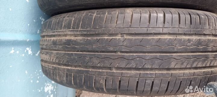 Kumho Solus KH17 18.4/65 R15