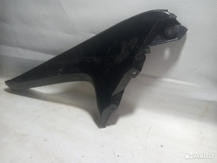 Накладка двери багажника задняя левая Toyota Rav4