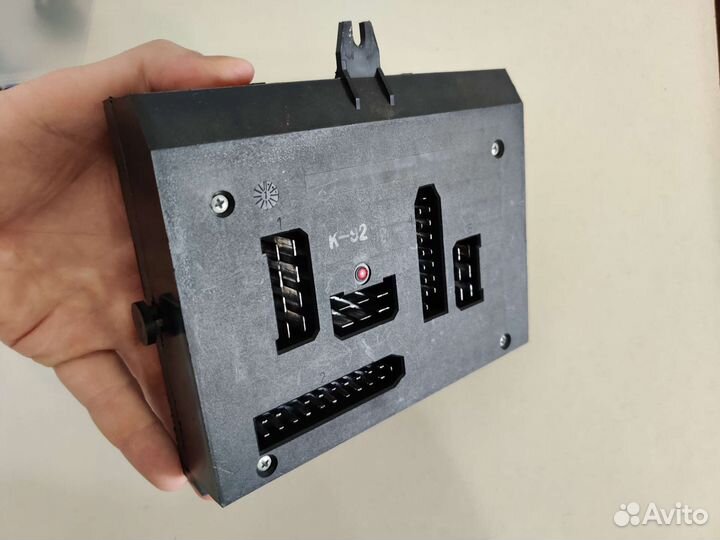 Блок монтажный предохранителей 2110