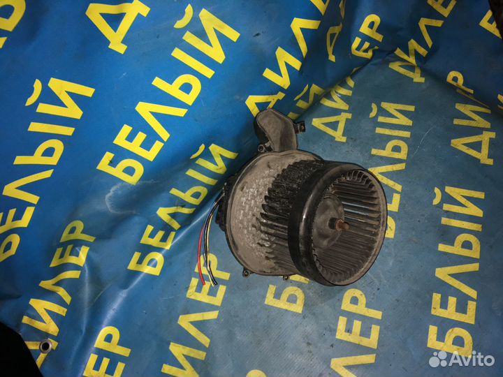 Моторчик печки Volvo S80