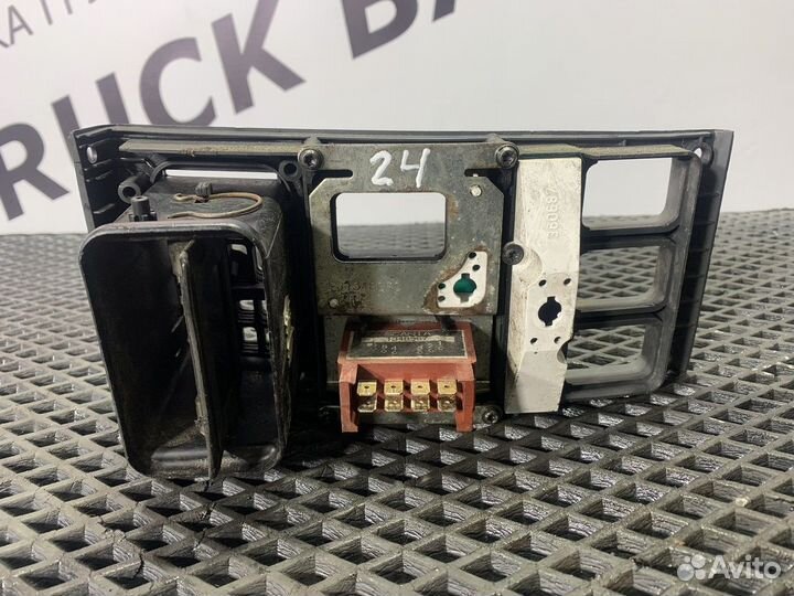 Панель управления ретардой Scania 4-series