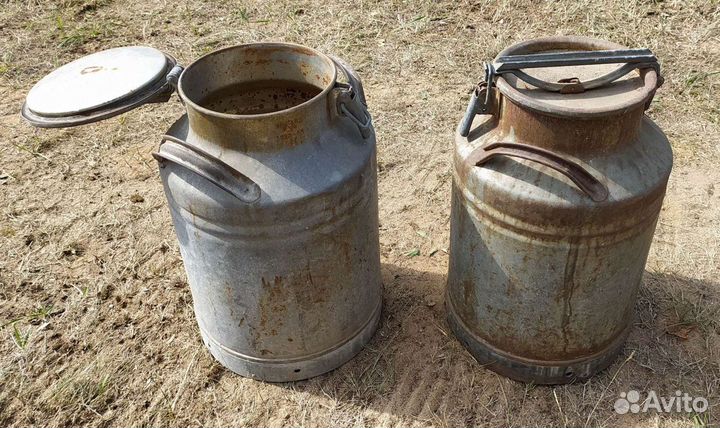 Баки, бидоны, корыта, канистры
