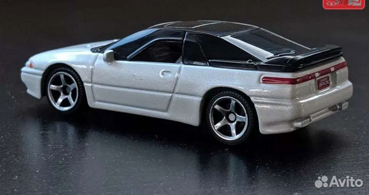 Matchbox 1:64 Subaru SVX '95