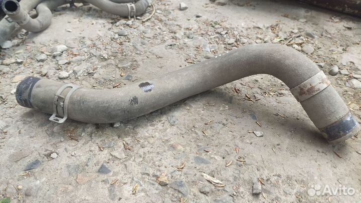 Нижний патрубок радиатора Honda Civic 5D