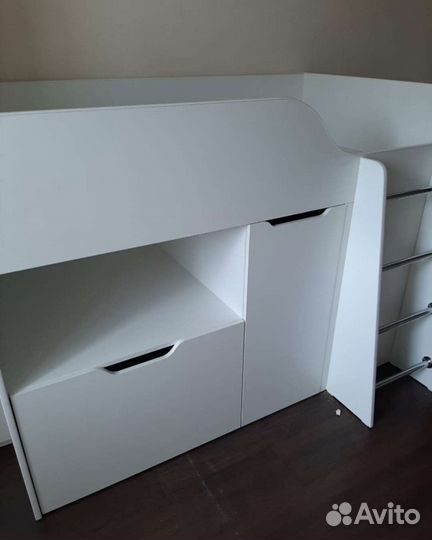 Детская кровать от 3 лет с бортиками