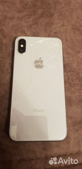 Телефон iPhone 10