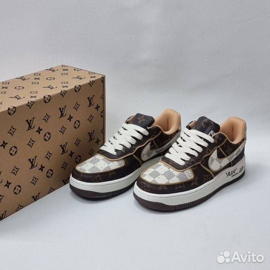 Кроссовки Nike унисекс женские