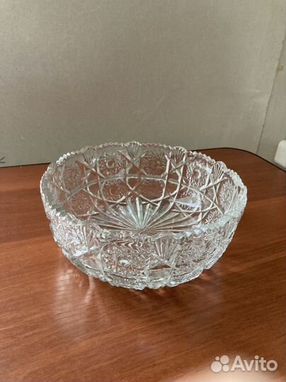 Ваза хрустальная