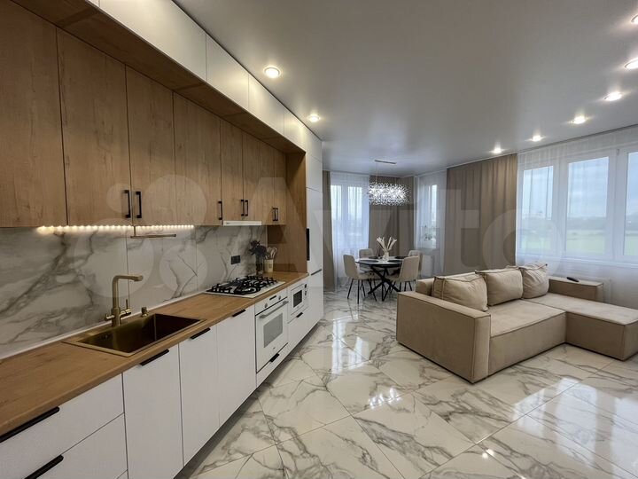 2-к. квартира, 76 м², 5/22 эт.