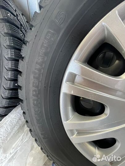 Зимняя резина hakkapeliitta 5 195/65 R15 на дисках