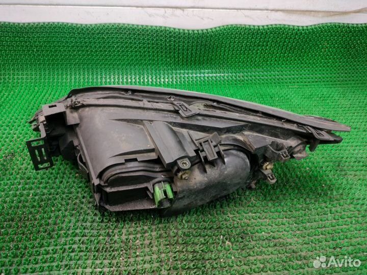 Фара передняя правая Ford Mondeo 3 cjba 2001