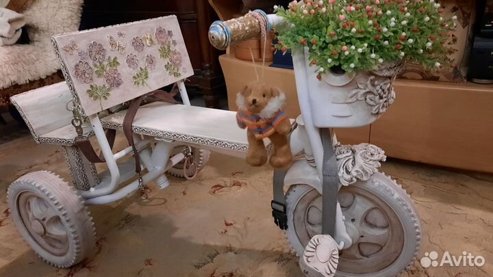 Детский трехколесный велосипед