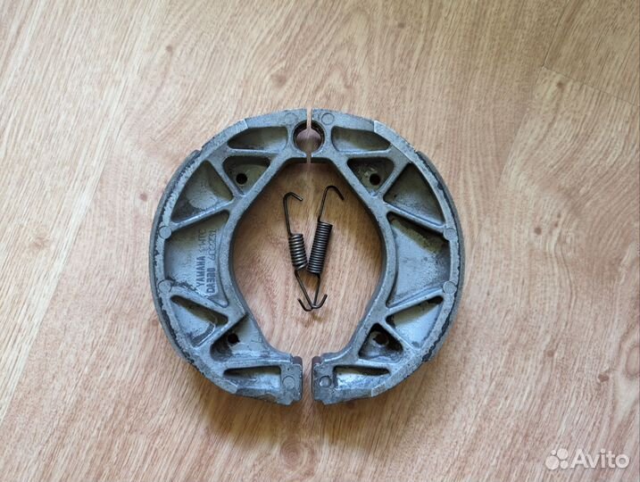 Задние тормозные колодки Yamaha Cygnus X/BWS