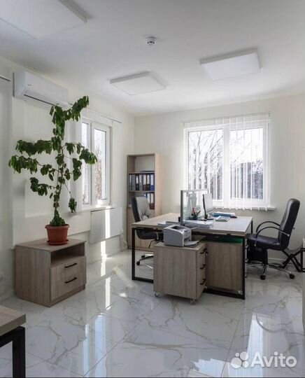 Письменный стол