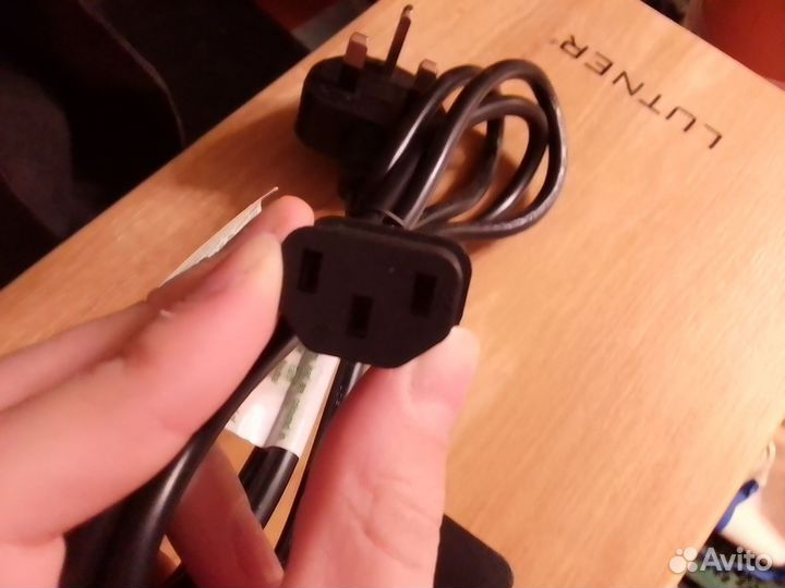 Кабель питания для компьютера