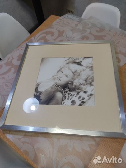 Рамка алюминиевая Икея с постером