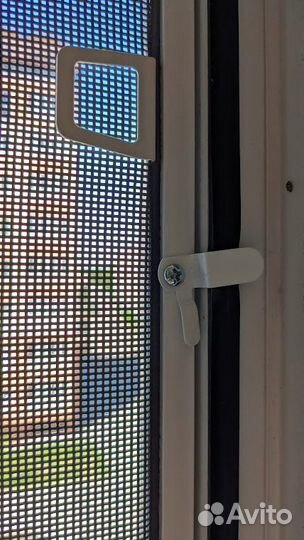 Сетка на окно антикошка 67х141 см