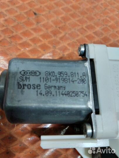 Мотор стеклоподъемника Audi A4 Iv B8 cdnb 2012